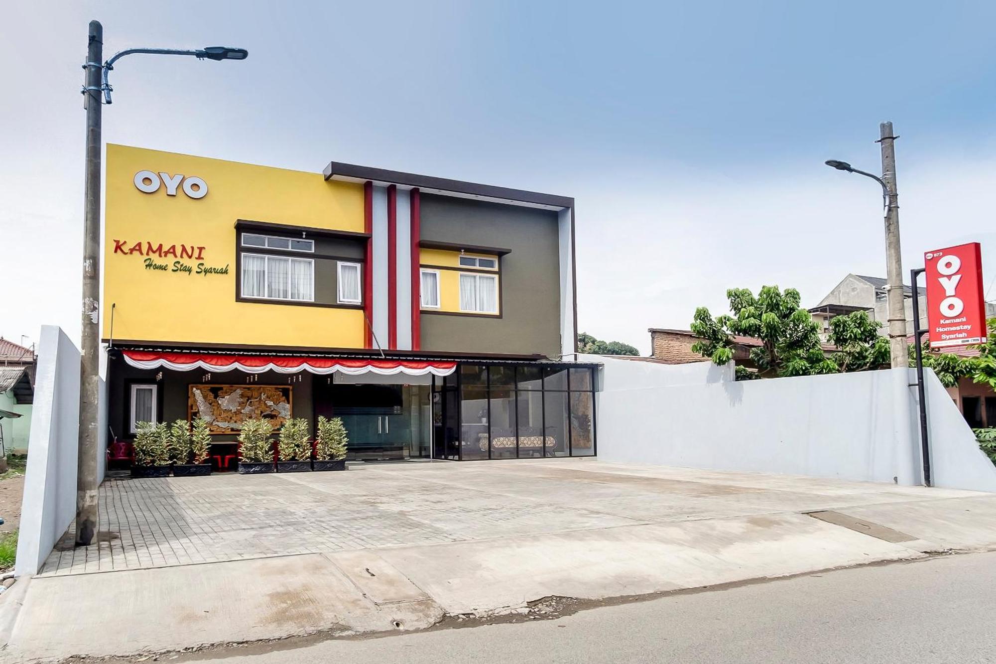 Super Oyo Capital O 873 Kamani Homestay Syariah Medan Exterior photo